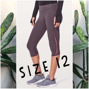 Lululemon Train Times Crop 17”